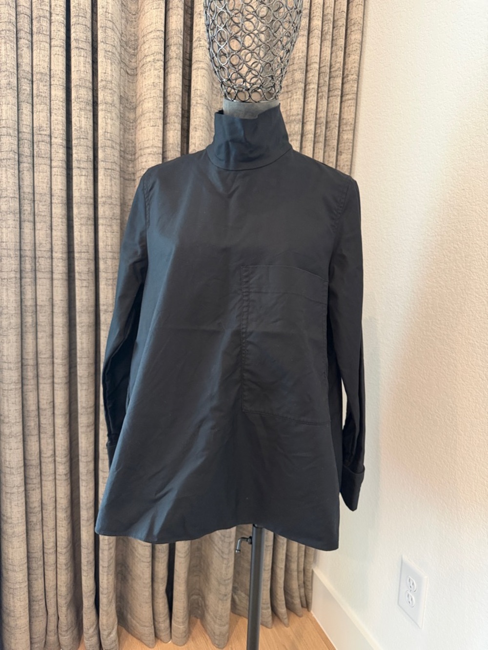 Women's Black Mock Neck Long-Sleeve Top